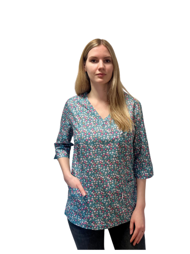 Bluza medyczna damska  kolorowa morska w drobne kwiaty bawełna rękaw 3/4