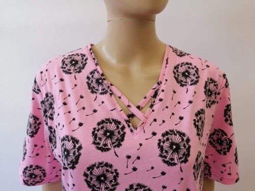 Bluza medyczna różowa w dmuchawce